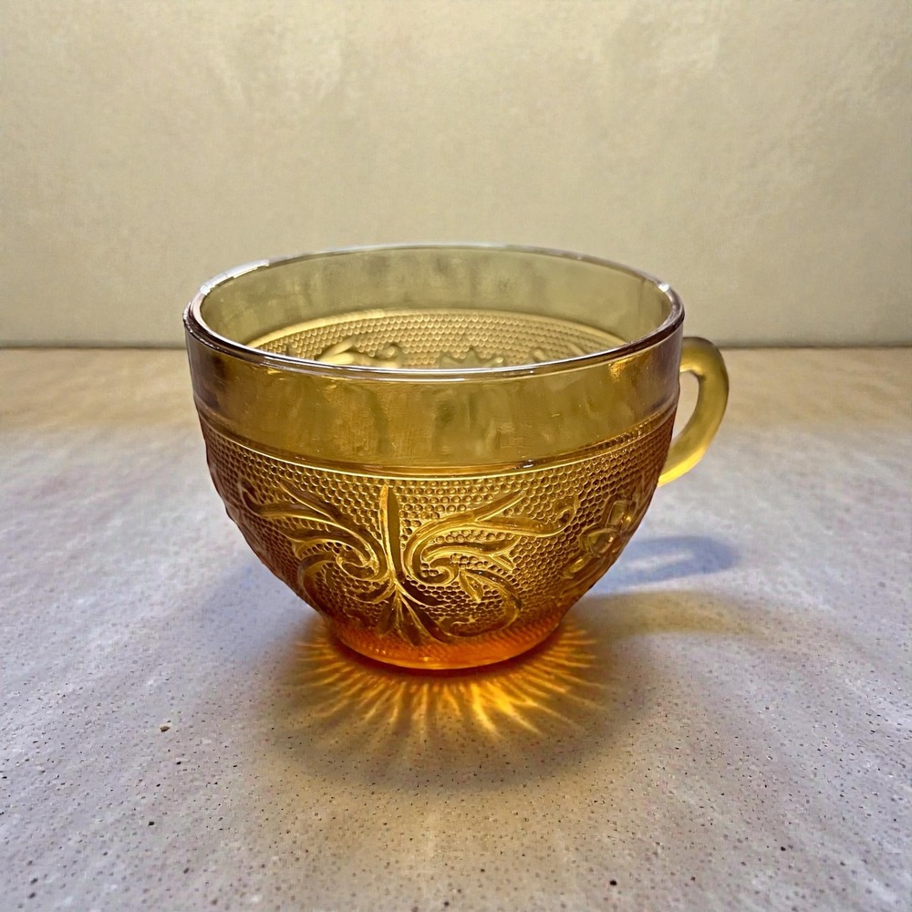 Vintage Indiana Tiara Glass Amber Sandwich Pattern Teacup Set of 4